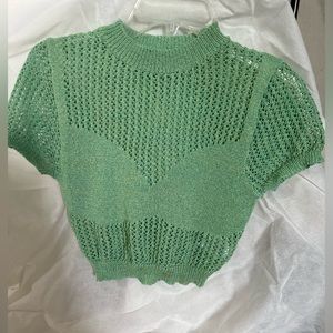 I think it's a very pretty never used it just removed the tag when i tried it on